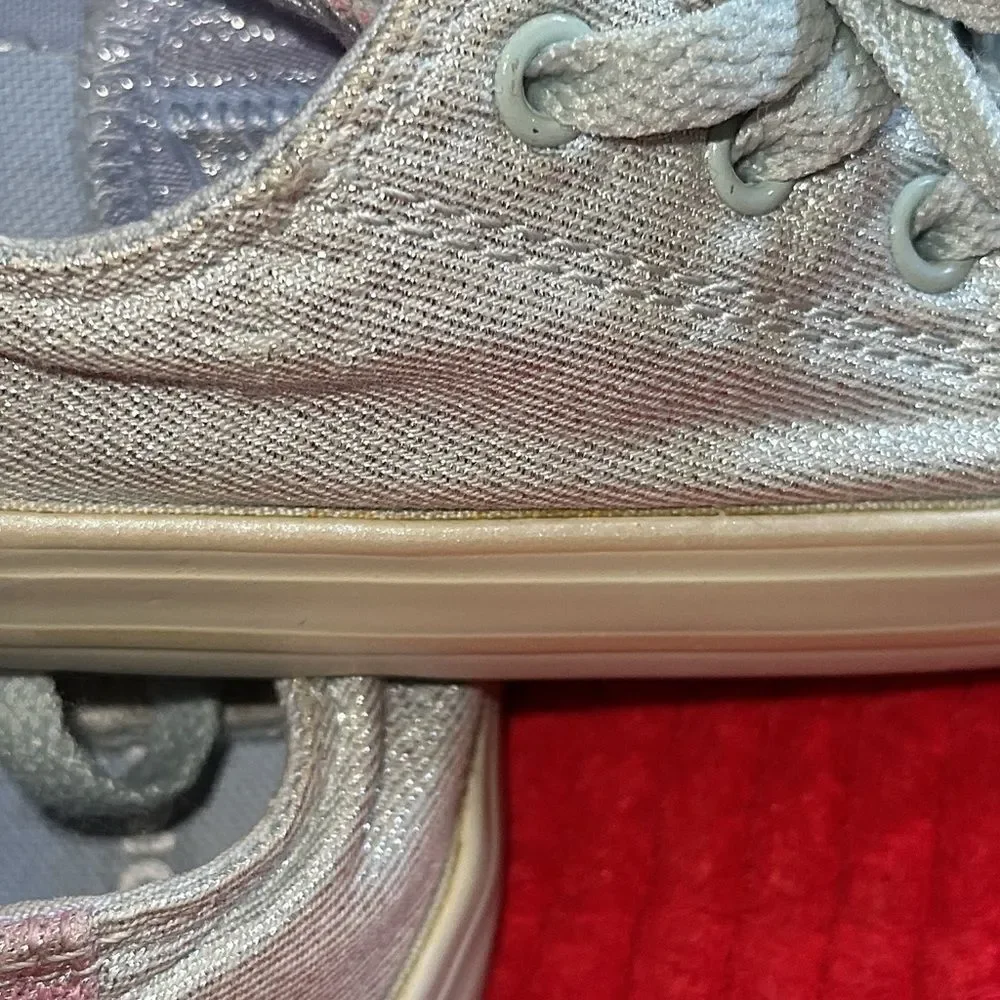 Chuck Taylor all star lt sage green sparkle sz 9 & free chucks like crocs sz 9